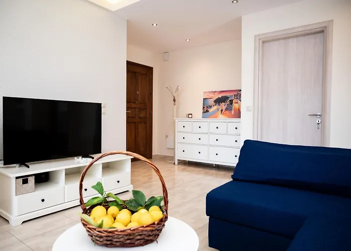 Saint Francis Apartment